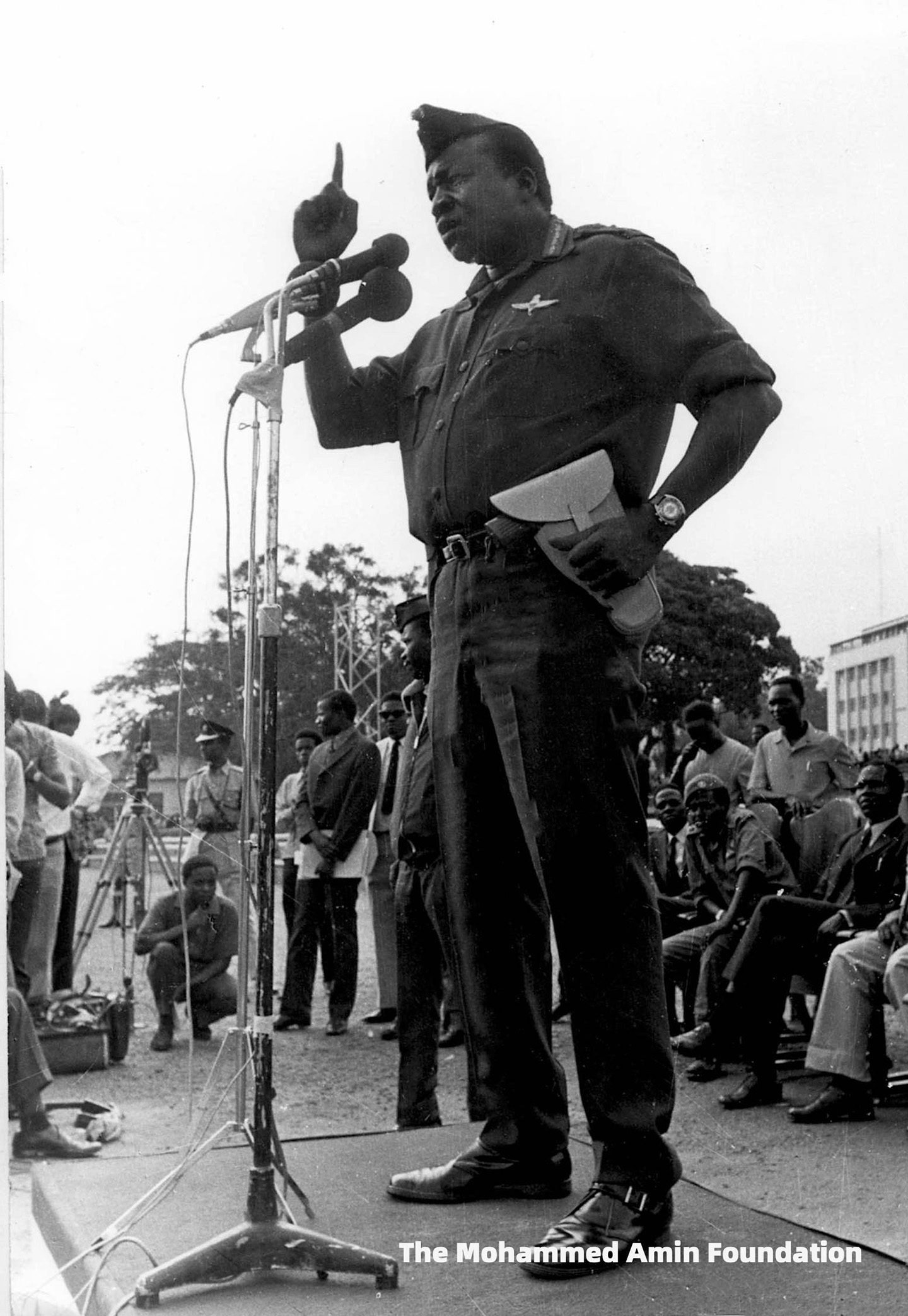 Idi Amin addresses the world’s press 